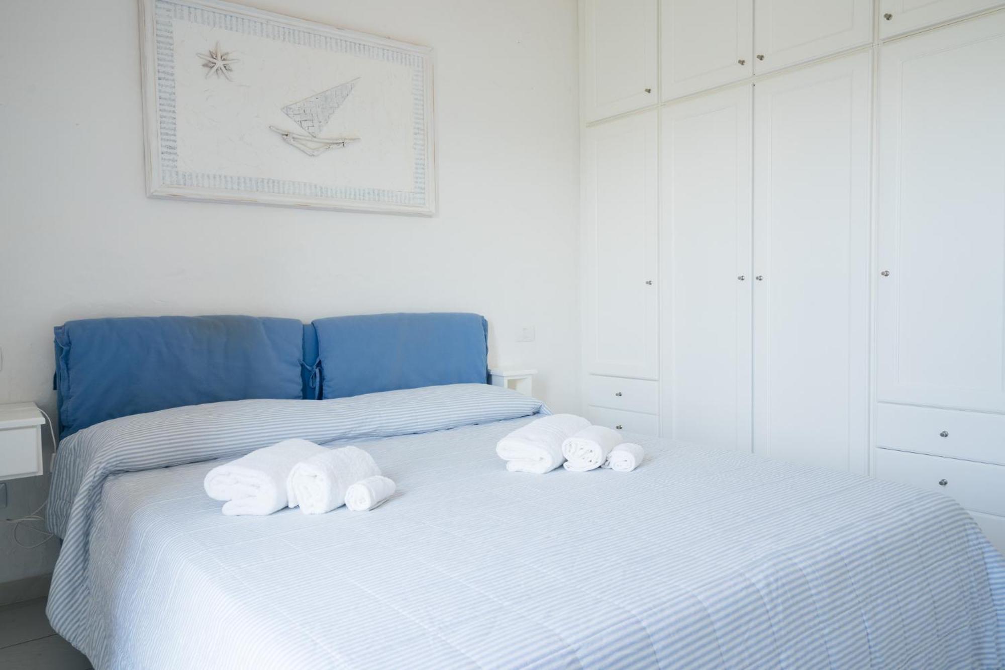 50m From 2 Private Beaches Stunning Sea View Apartment